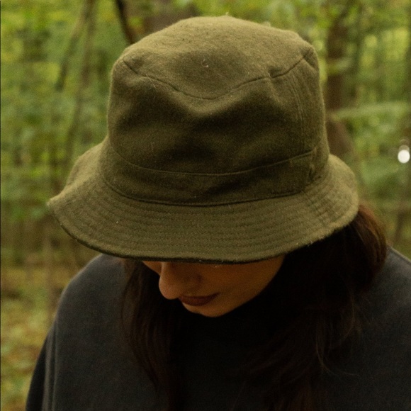 Velvet Bucket Hat - Picture 2 of 3